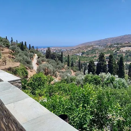 καμαρα - παραδοσιακό σπίτι σε αγρόκτημα με θέα * Ándros